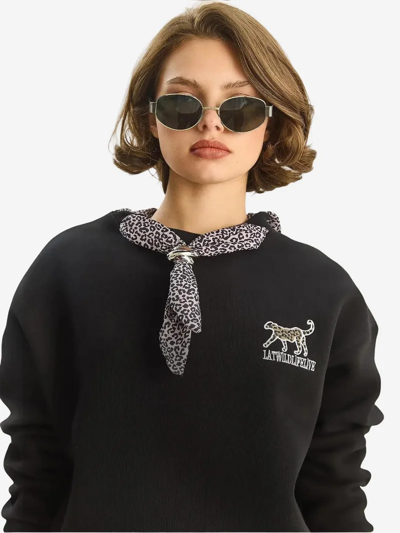 Bianco Lucci Black LUCCI Crew Neck Sweatshirt with Print Accessory for Women | Best Price UAE