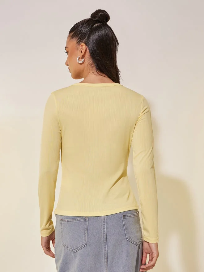 Styli Solid Asymmetric Neck Knit Top with Button Detail