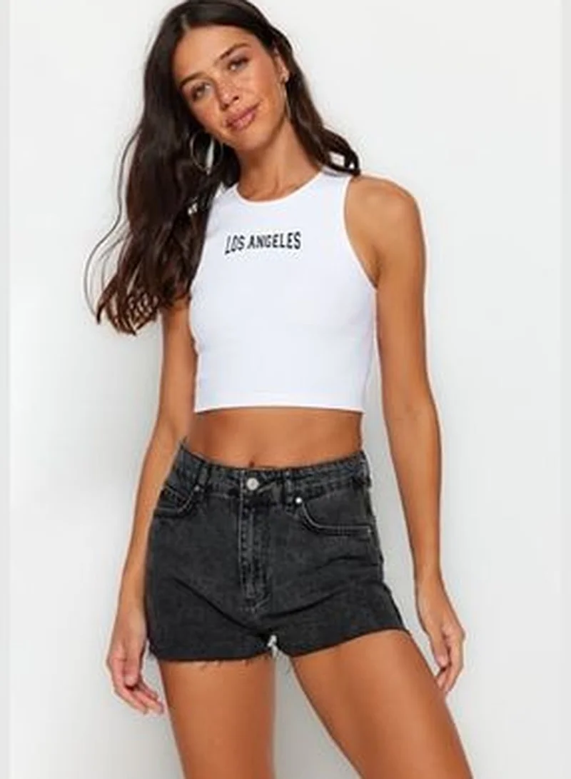 trendyol Black High Waist Denim Shorts TWOSS23SR00288