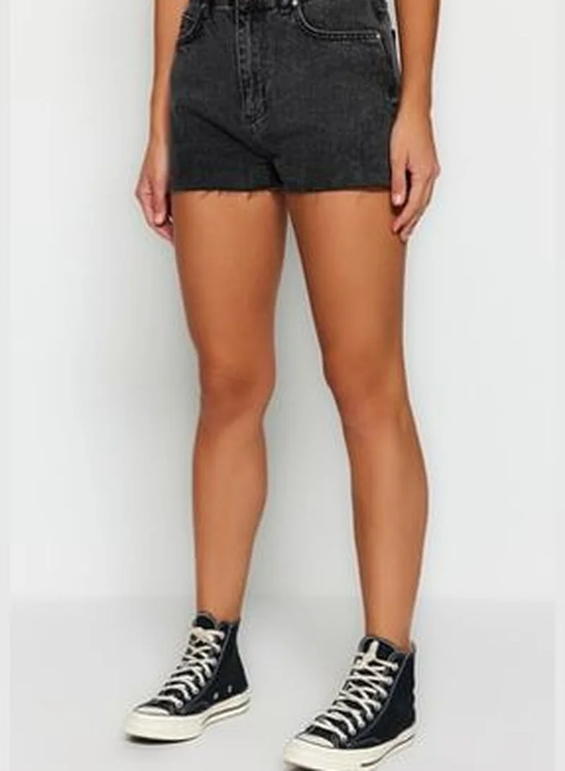 trendyol Black High Waist Denim Shorts TWOSS23SR00288