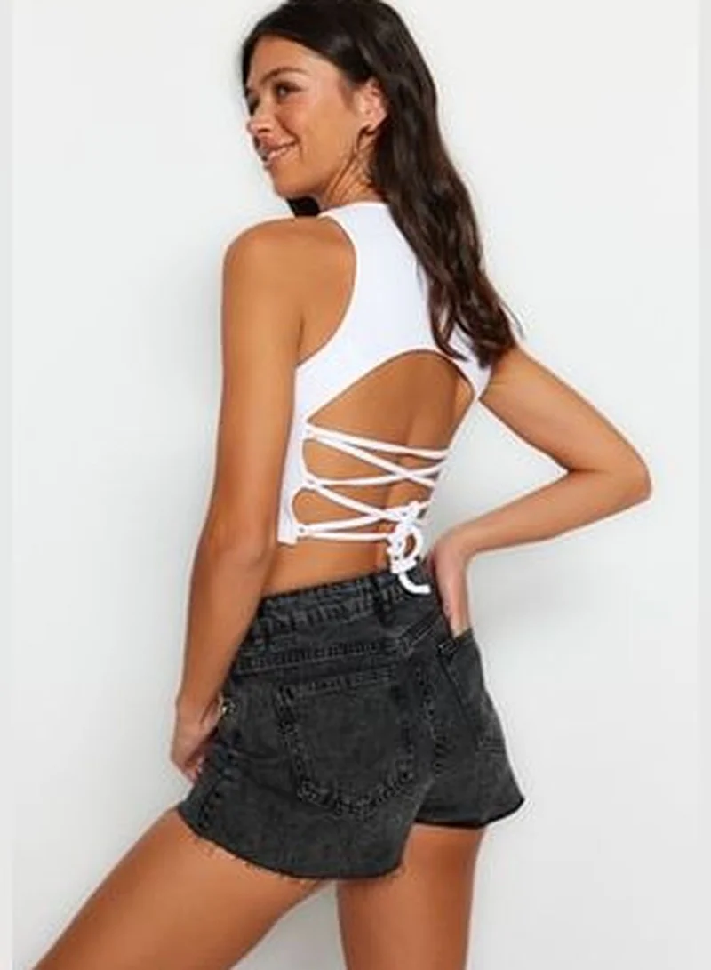 trendyol Black High Waist Denim Shorts TWOSS23SR00288