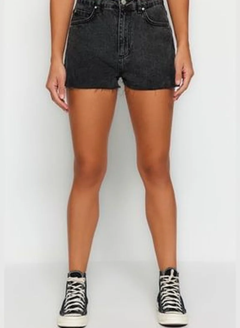 trendyol Black High Waist Denim Shorts TWOSS23SR00288