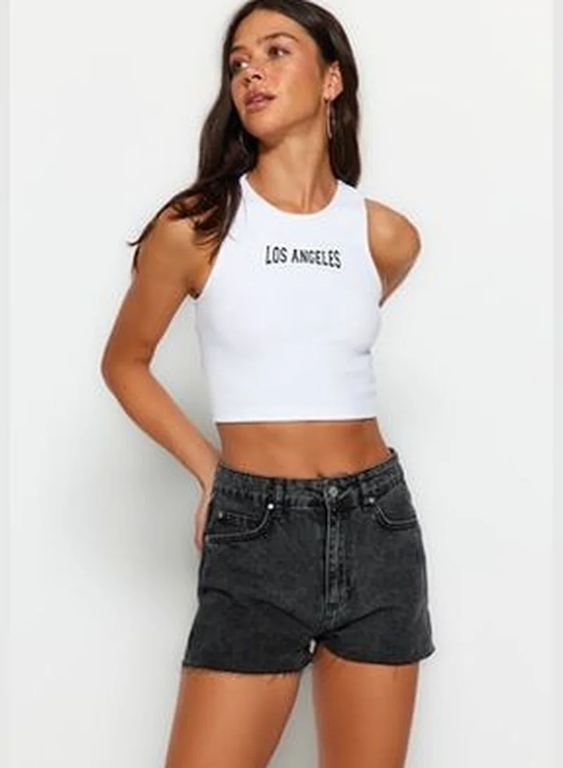 trendyol Black High Waist Denim Shorts TWOSS23SR00288