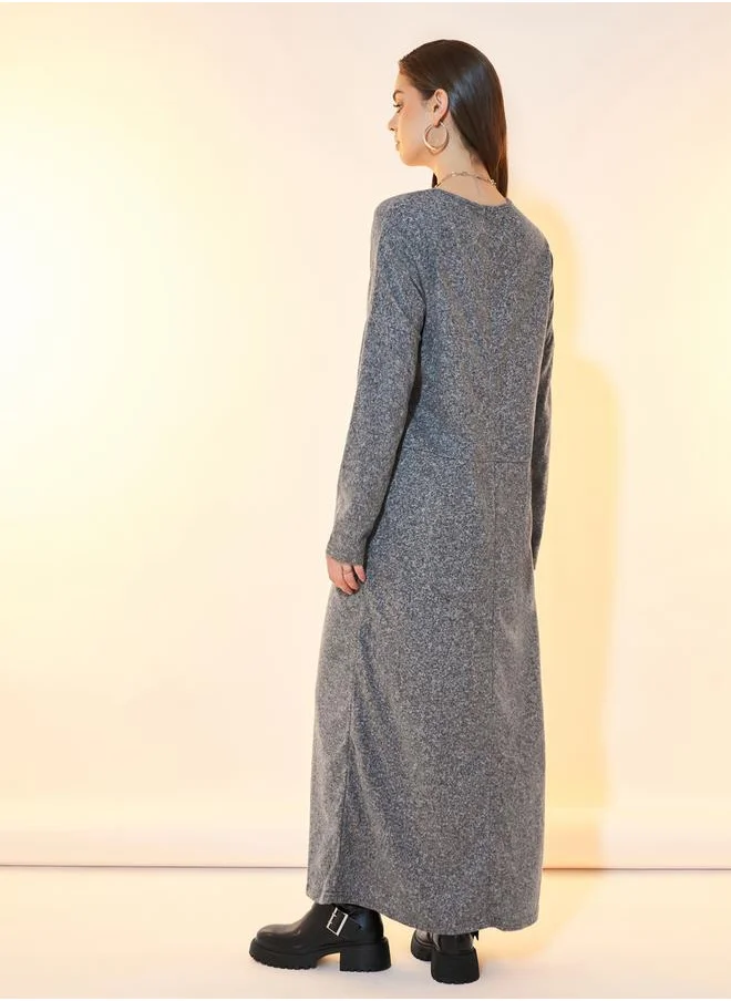 Styli Round Neck Drop Shoulder Long Slevee Front Insert Pocket Maxi Dress