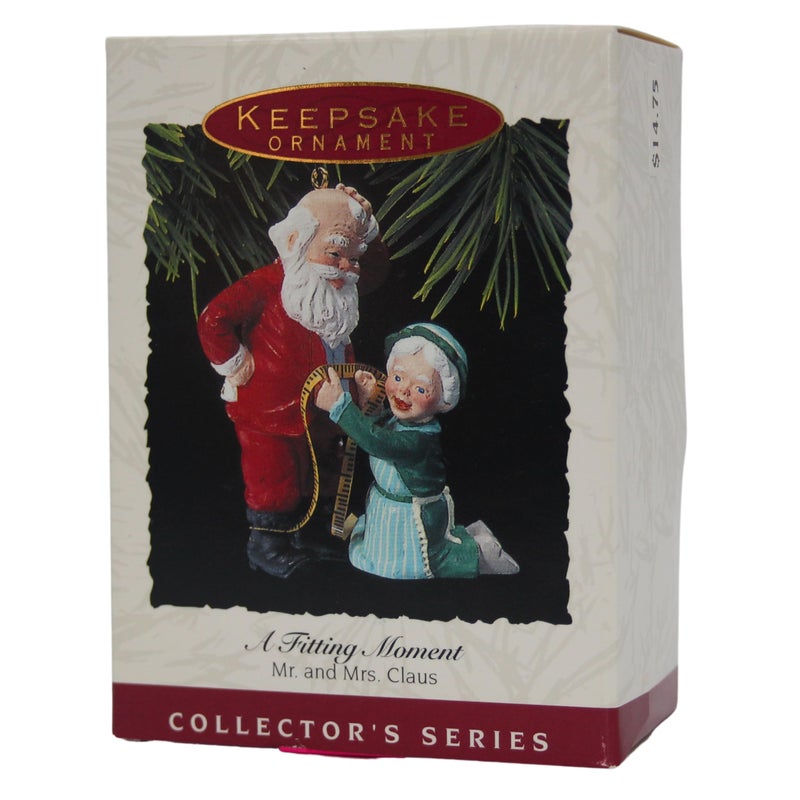 Hallmark Keepsake Ornament A Fitting Moment Mr. and Mrs. Claus 8th in Series 1993 - Image 2