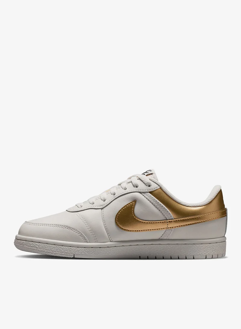 Jordan White Women's Skyline Low Shoes for Women | Best Price UAE