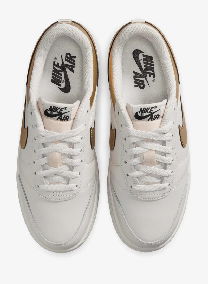Jordan White Women's Skyline Low Shoes for Women | Best Price UAE
