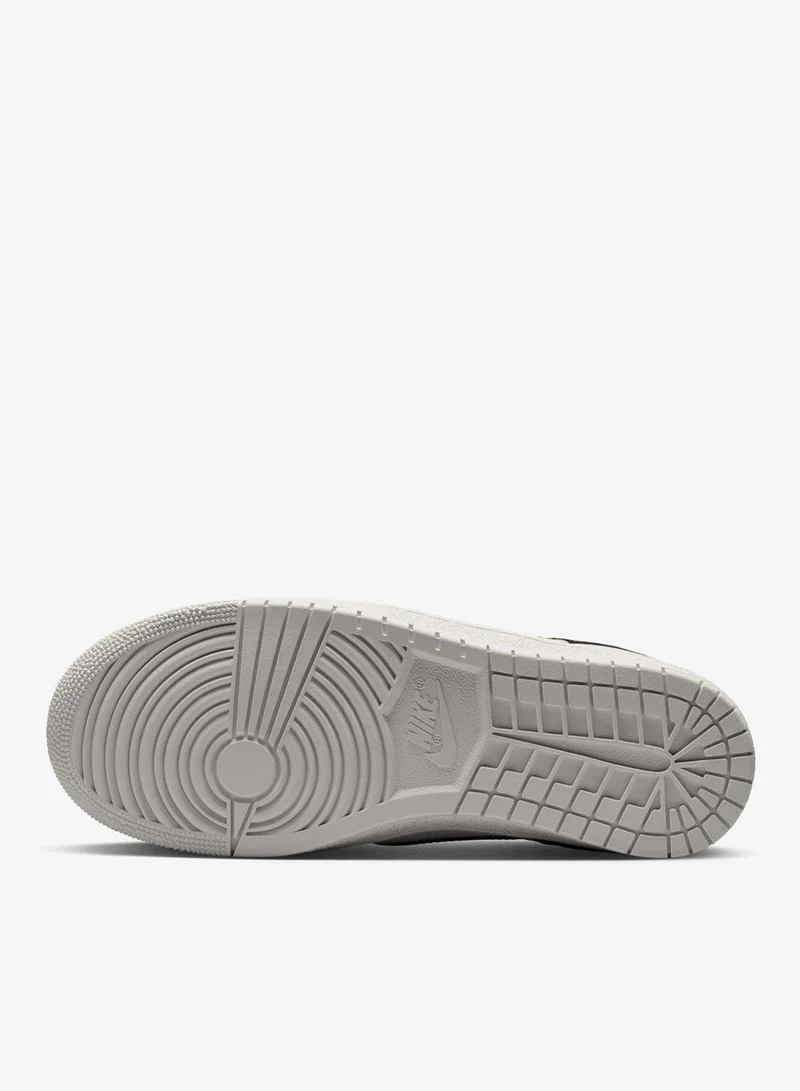 Jordan White Women's Skyline Low Shoes for Women | Best Price UAE