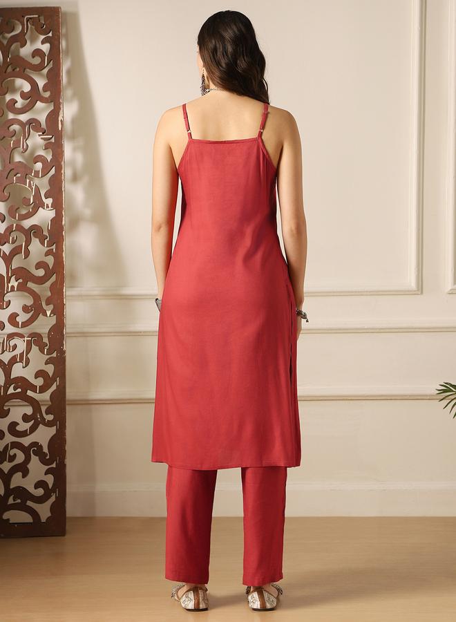 globus Square Neck Embroidered Detail Straight Kurta and Pant Fusion Set - Image 3