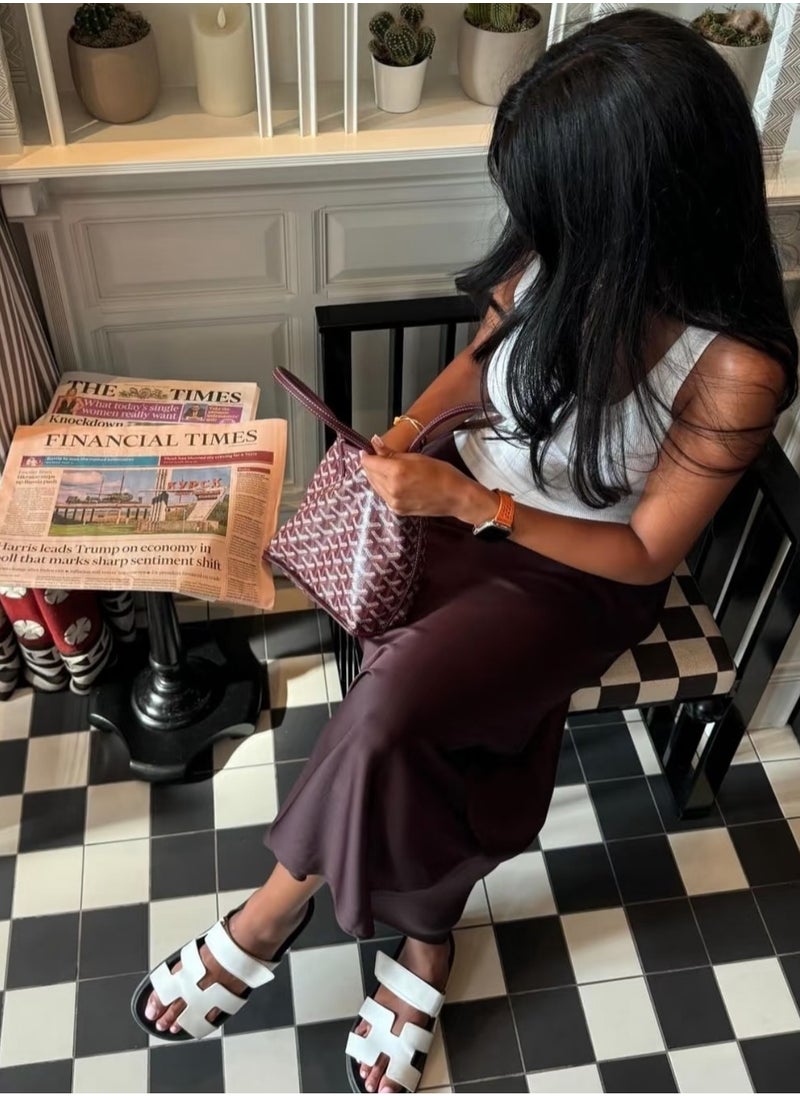 GO - Yard Mini Reversible Tote Bag – Dual-Sided Elegance with Inner Pouch, the Perfect Gift for Stylish Women - Image 1