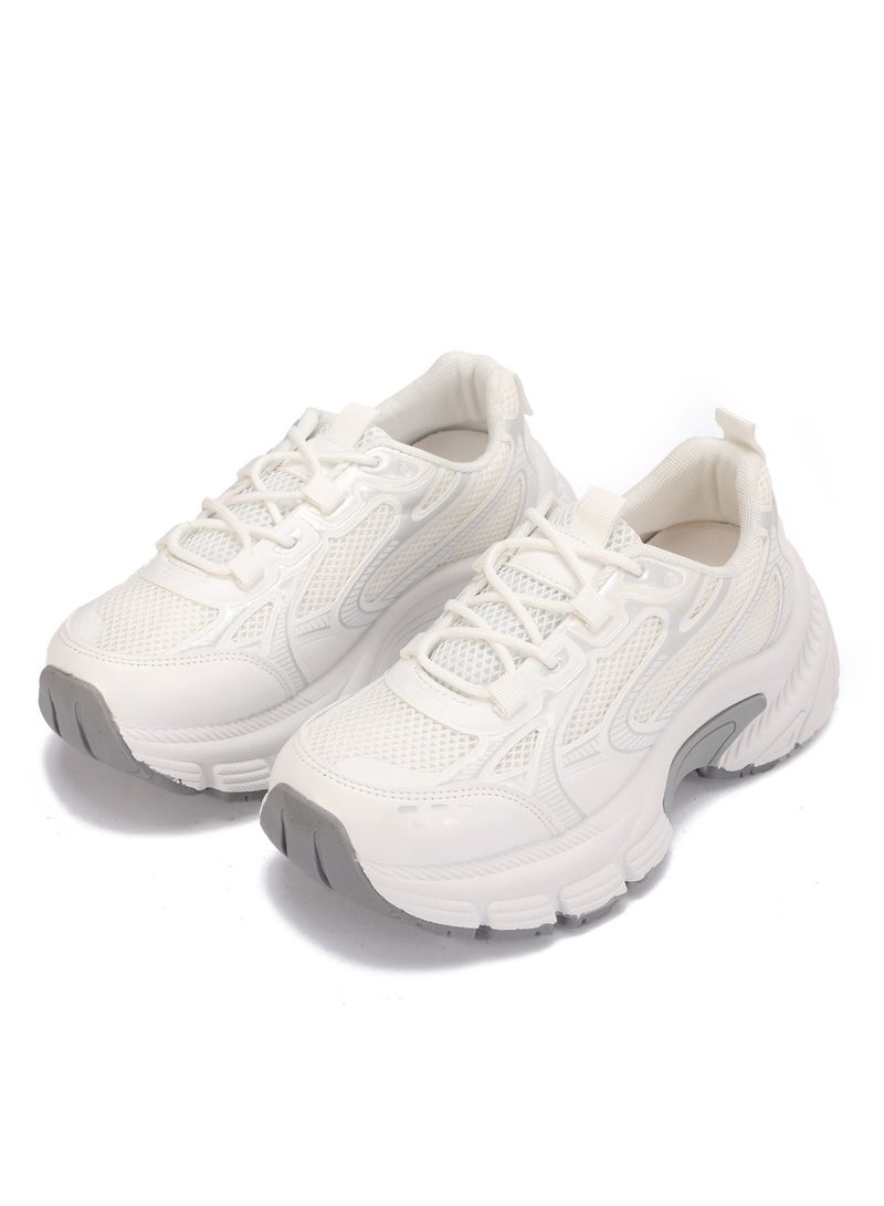 Women's Light and Durable Fashion Sneakers with Comfort Sole - Image 2