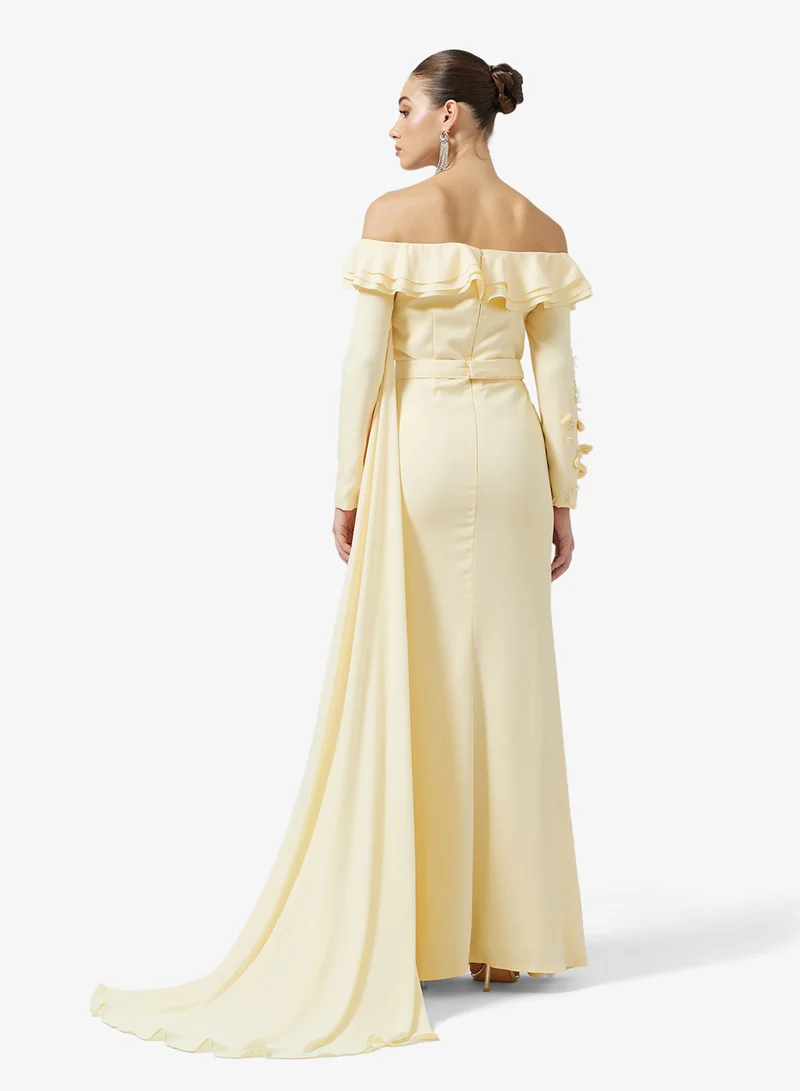 نمشي x Off Shoulder Ruffle Detail A Line Gown