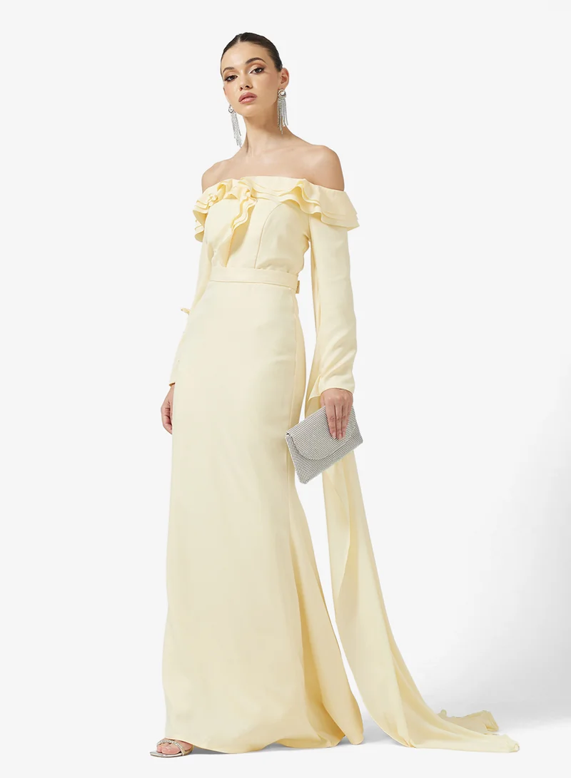 نمشي x Off Shoulder Ruffle Detail A Line Gown