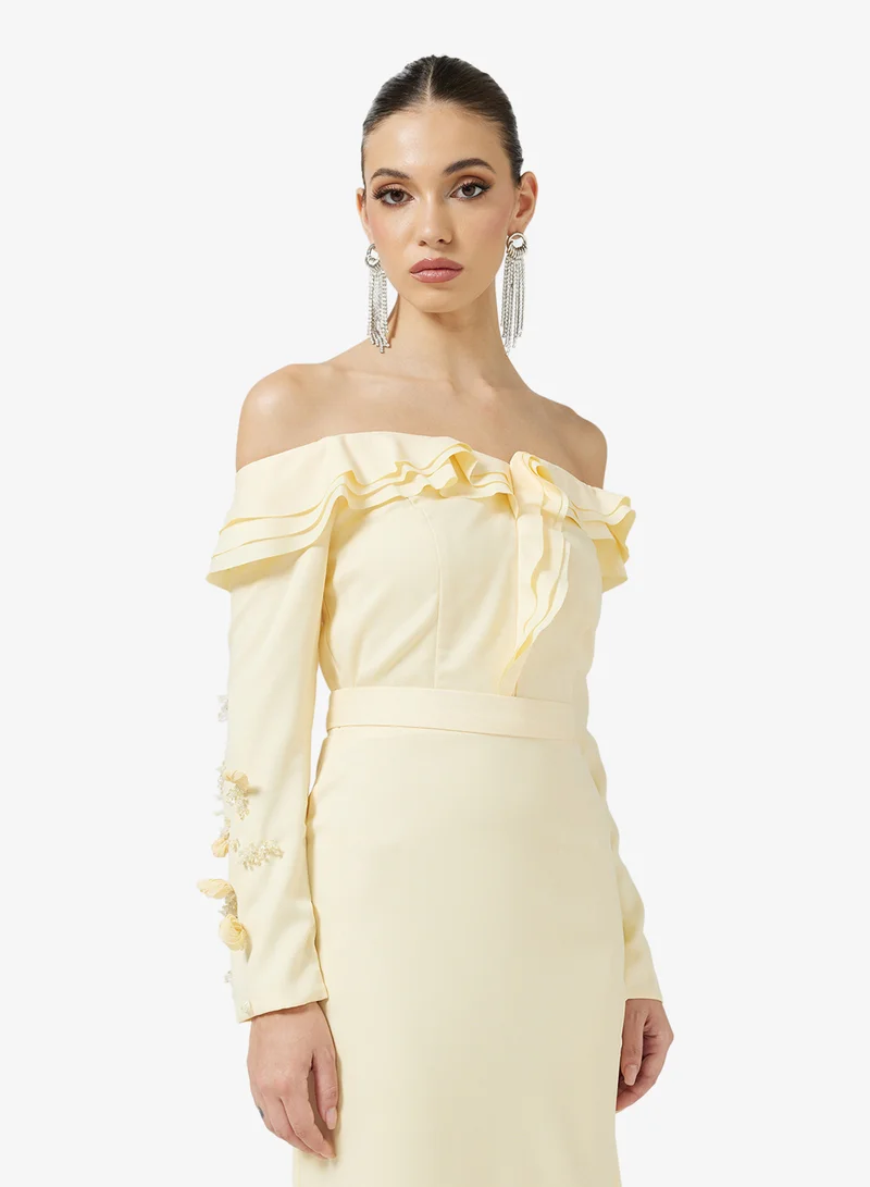 نمشي x Off Shoulder Ruffle Detail A Line Gown