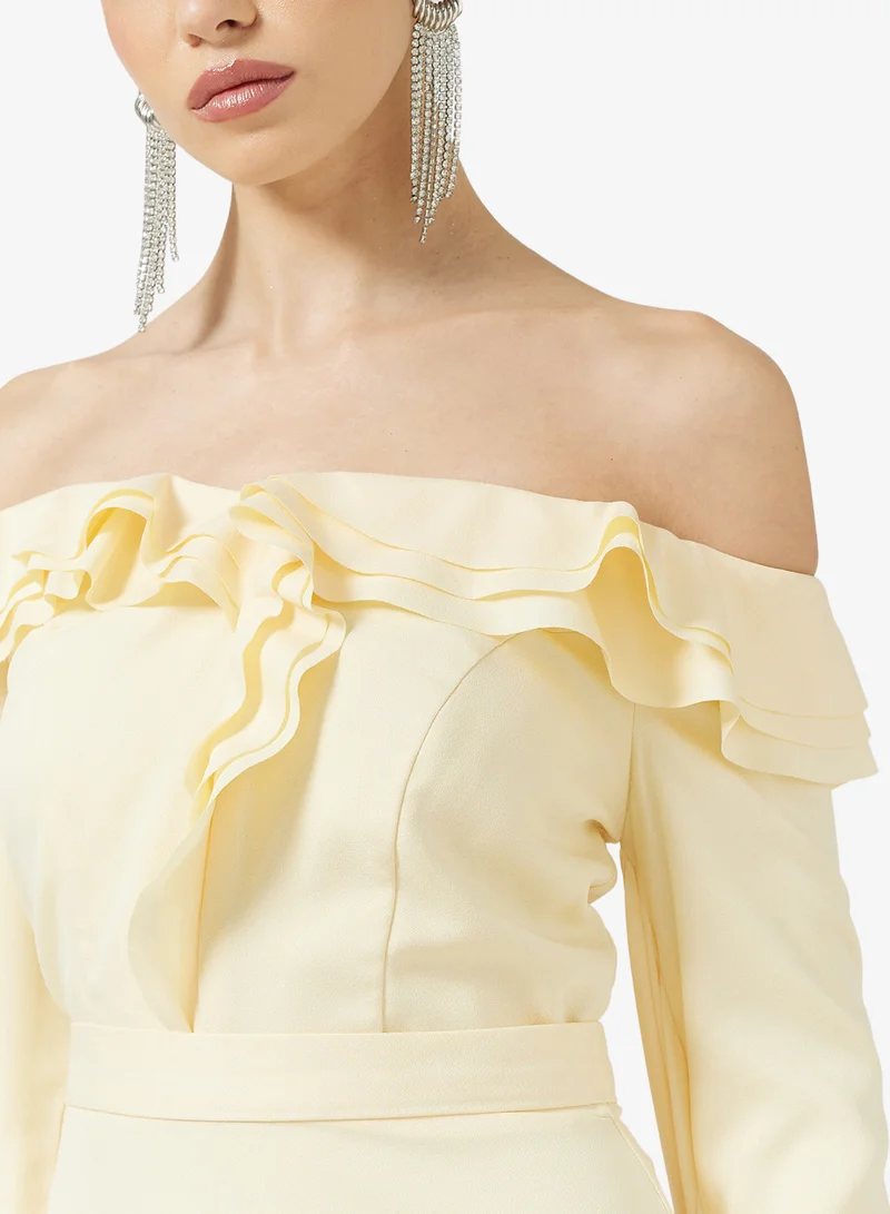 نمشي x Off Shoulder Ruffle Detail A Line Gown