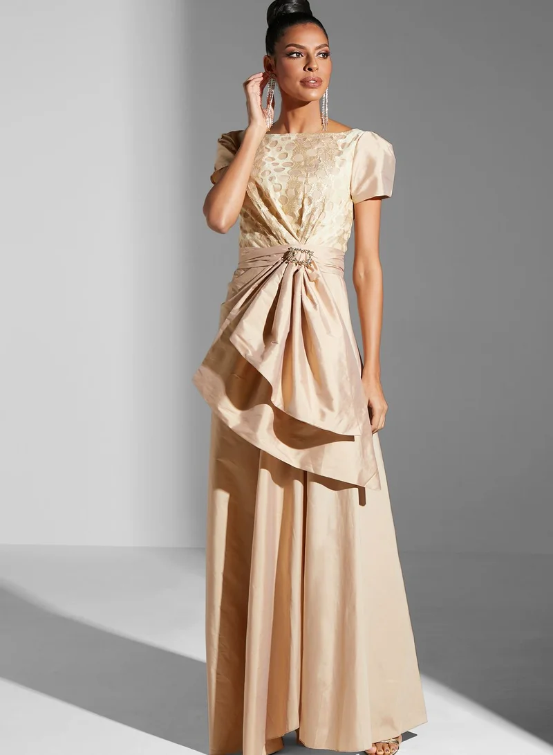 Namshi X Hadia Ghaleb Hadia Ghaleb Embroidered Belted Dress
