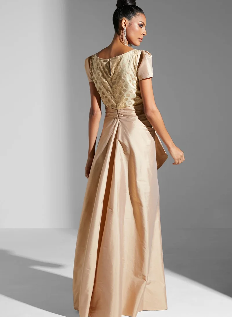 Namshi X Hadia Ghaleb Hadia Ghaleb Embroidered Belted Dress