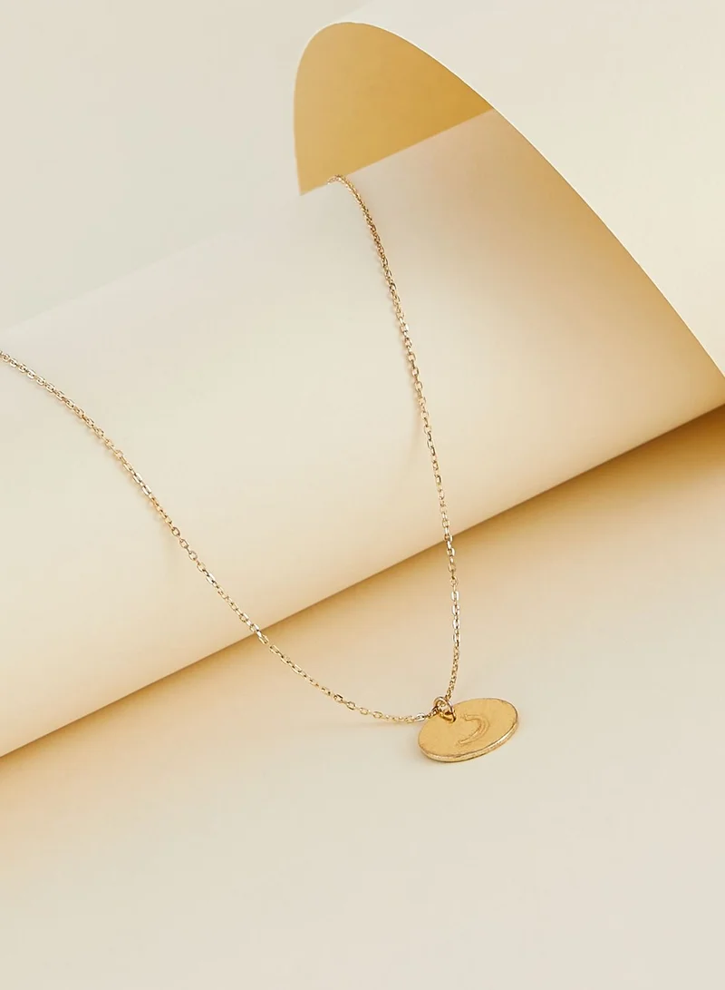 Khizana Arabic R Initial Gold Plated Disc Necklace