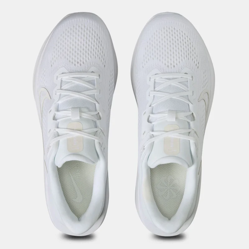 Nike Women's Quest 6 Road Running Shoes