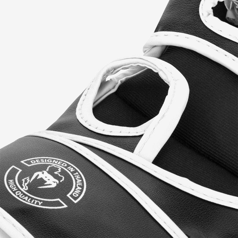 VENUM Challenger MMA Gloves (Without Thumb) - Image 3