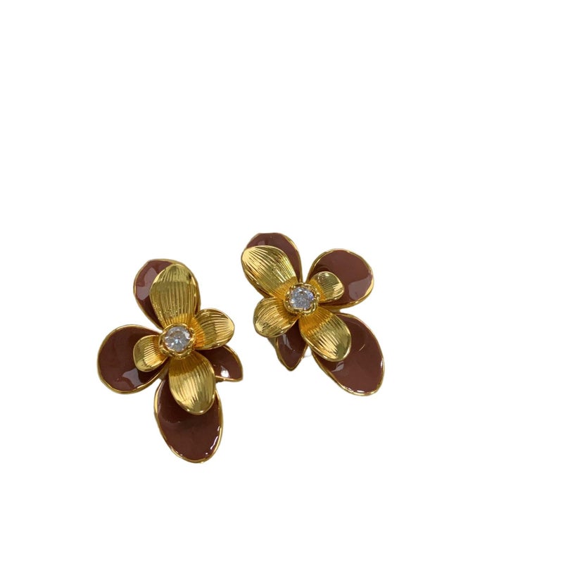 Gold Pearl Earrings with Flower Detail and Lightweight Huggie Profile for Daily Wear and Elegant Styling - JOVA - Image 1