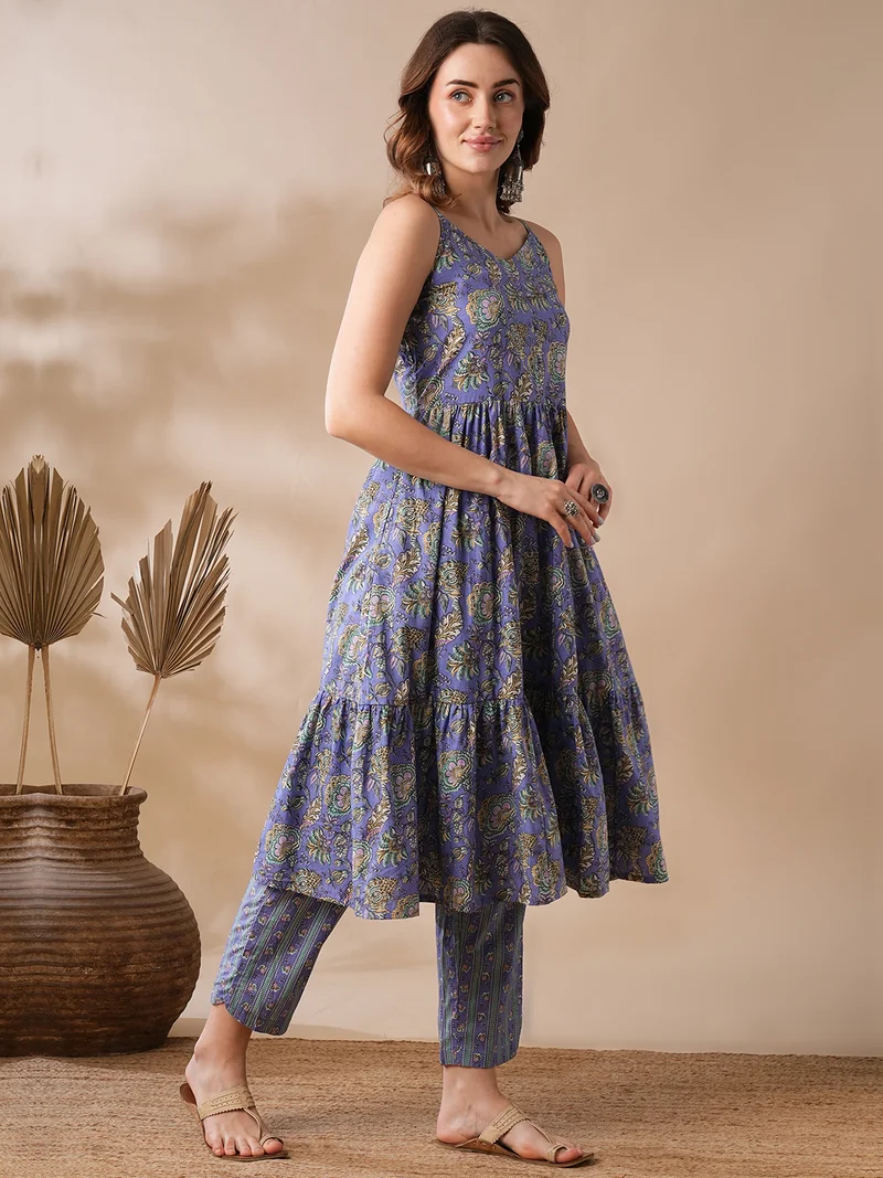 globus Women Purple & Green Floral Printed Pleated Pure Cotton Kurta With Trousers