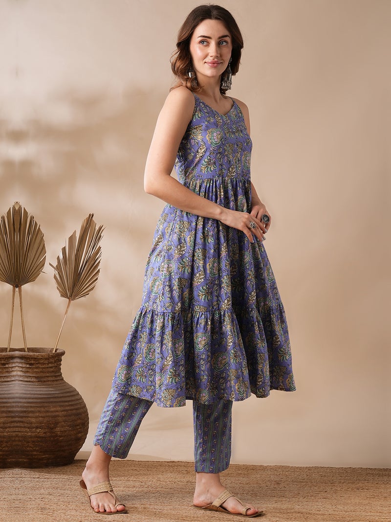 globus Globus Women Purple & Green Floral Printed Pleated Pure Cotton Kurta With Trousers  - Image 2