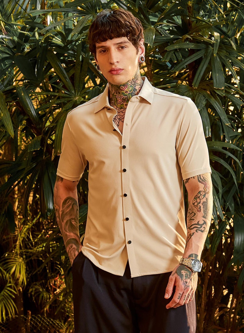 Campus Sutra Men's Buff Beige Seamless Waffle Shirt - Image 2