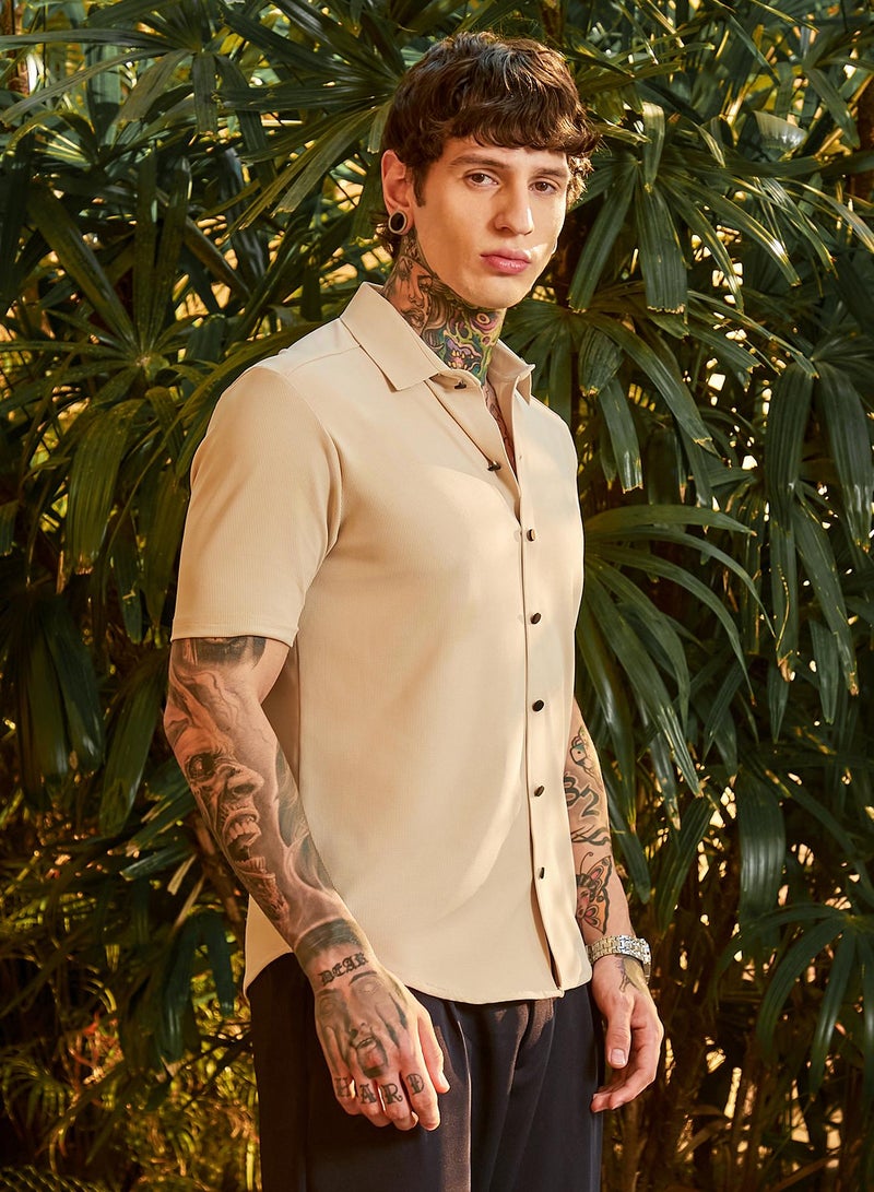Campus Sutra Men's Buff Beige Seamless Waffle Shirt - Image 3