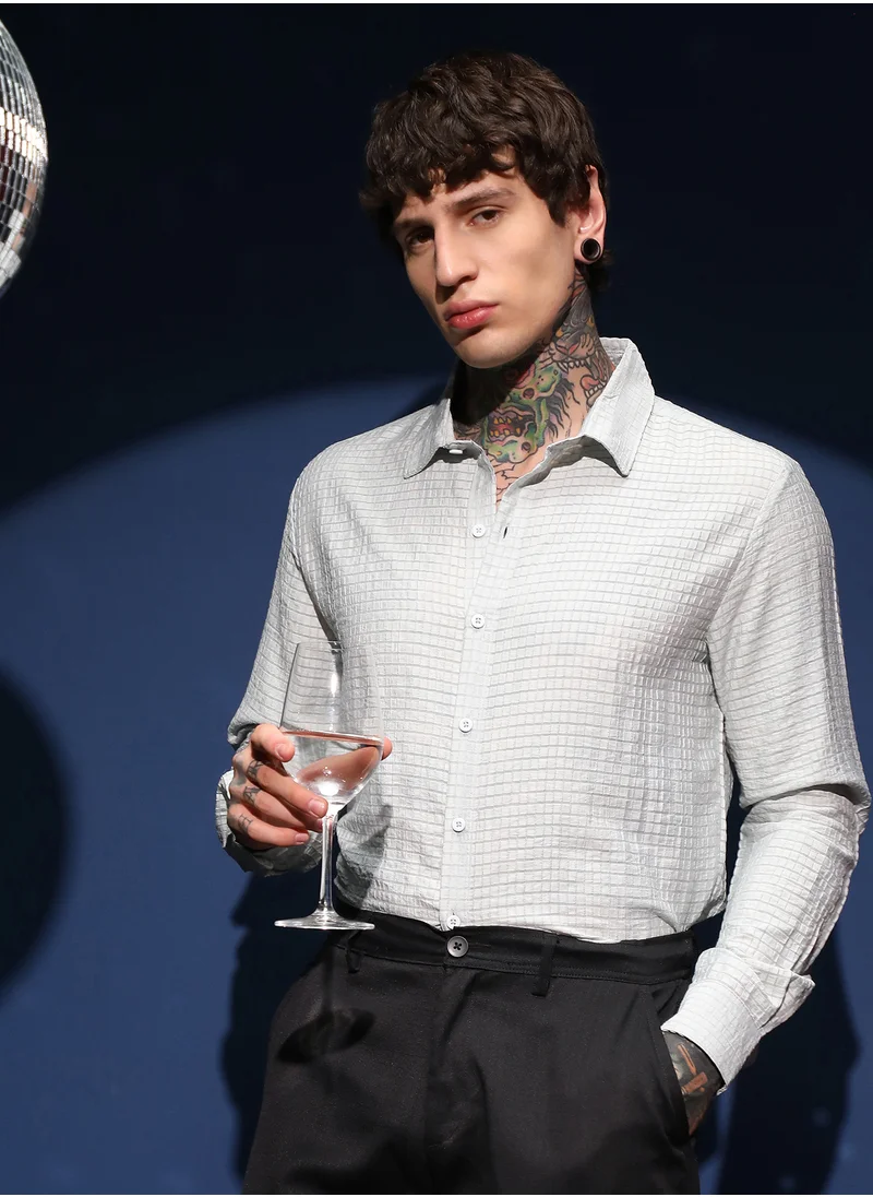 كامبوس سوترا Men's Light Mint Green Grid-Tactura Shirt For Casual Wear | Spread Collar | Long Cuffed Sleeves | Button Closure | Shirt Crafted With Comfort Fit For Everyday Wear