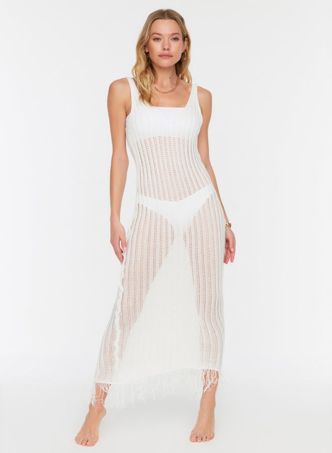 trendyol Ecru Fitted Maxi Knitwear Tasseled Beach Dress  - Image 5