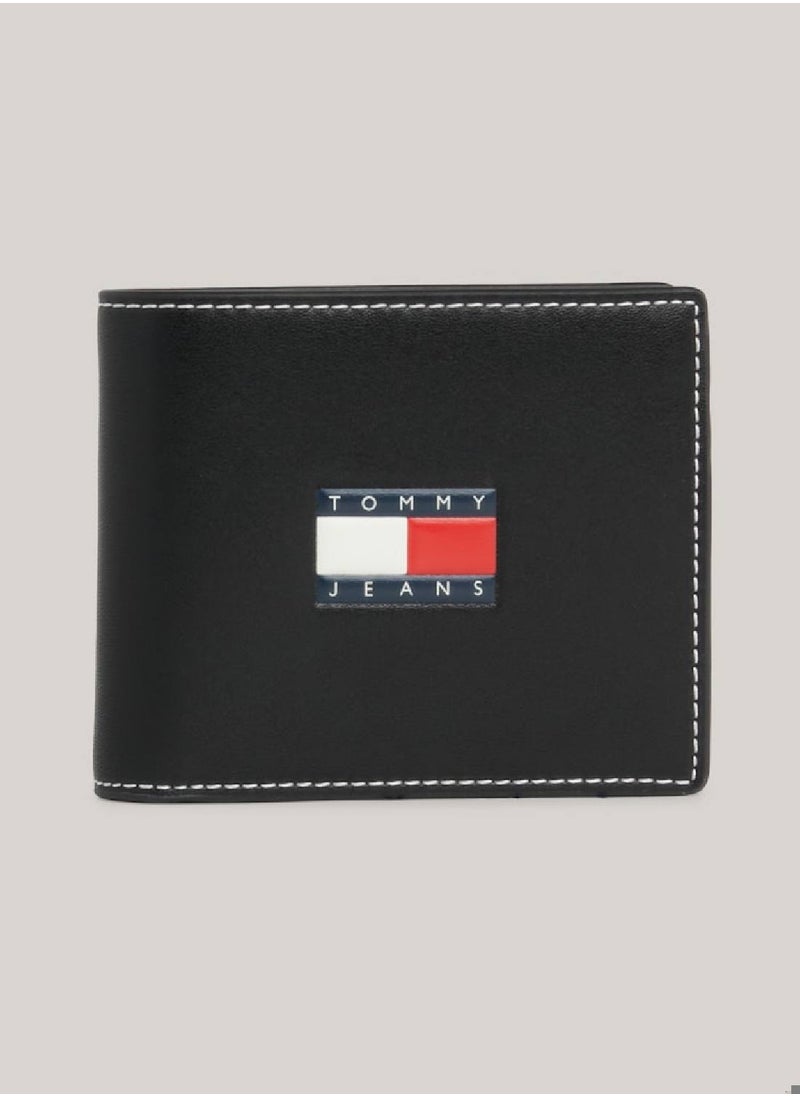 TOMMY JEANS - Men's Heritage Bifold Small Credit Card Wallet -  Recycled leather mix, Black - Image 1