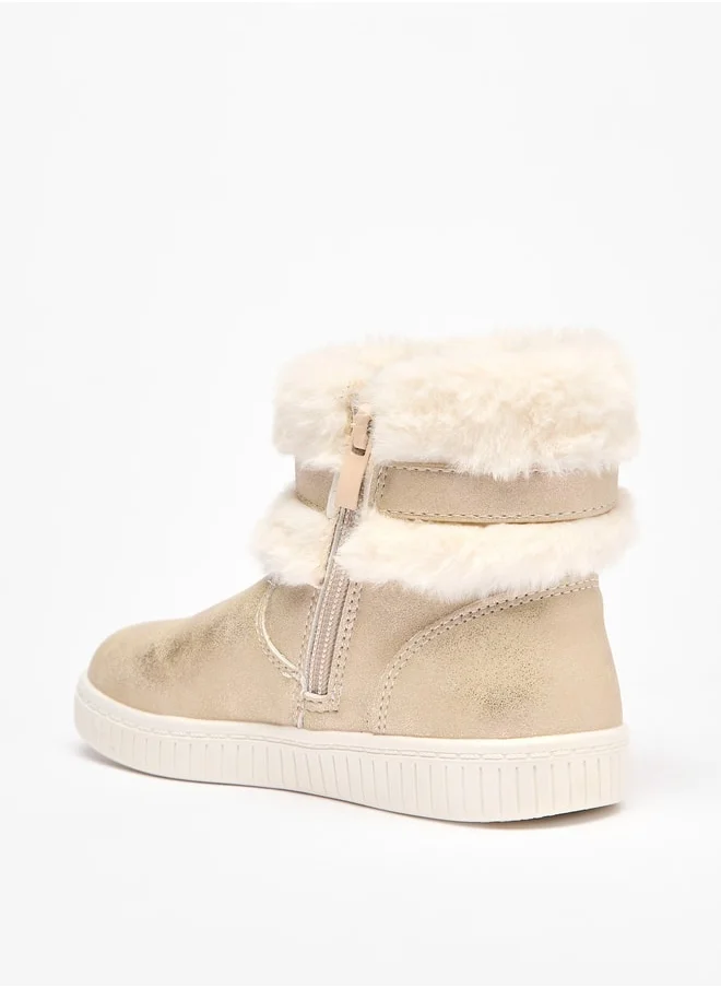 فلورا بيلا من شو إكسبرس Girl's Faux Fur Ankle Boots with Bow Detail and Zip Closure