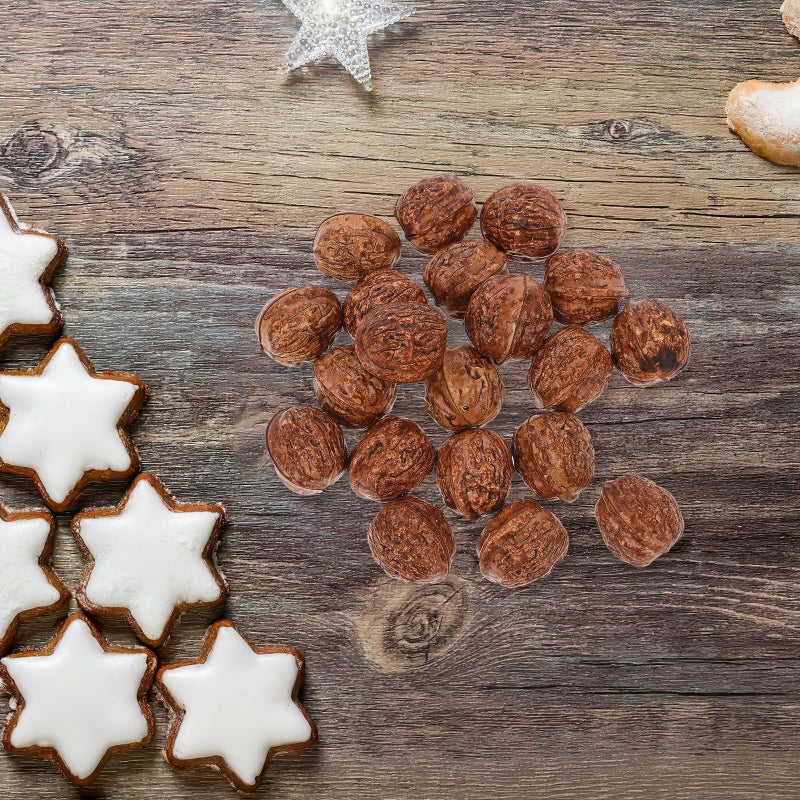 20pcs Artificial Walnut Lifelike Walnut Decoration Fake Dried Fruit Models - Image 5