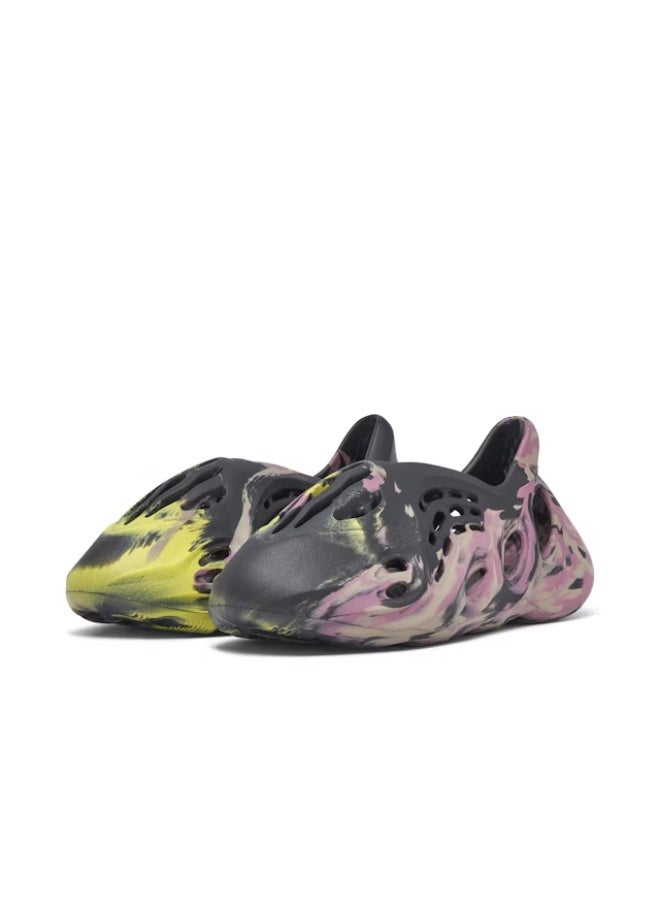 yeezy Yeezy Foam Runner MX Carbon  - Image 4