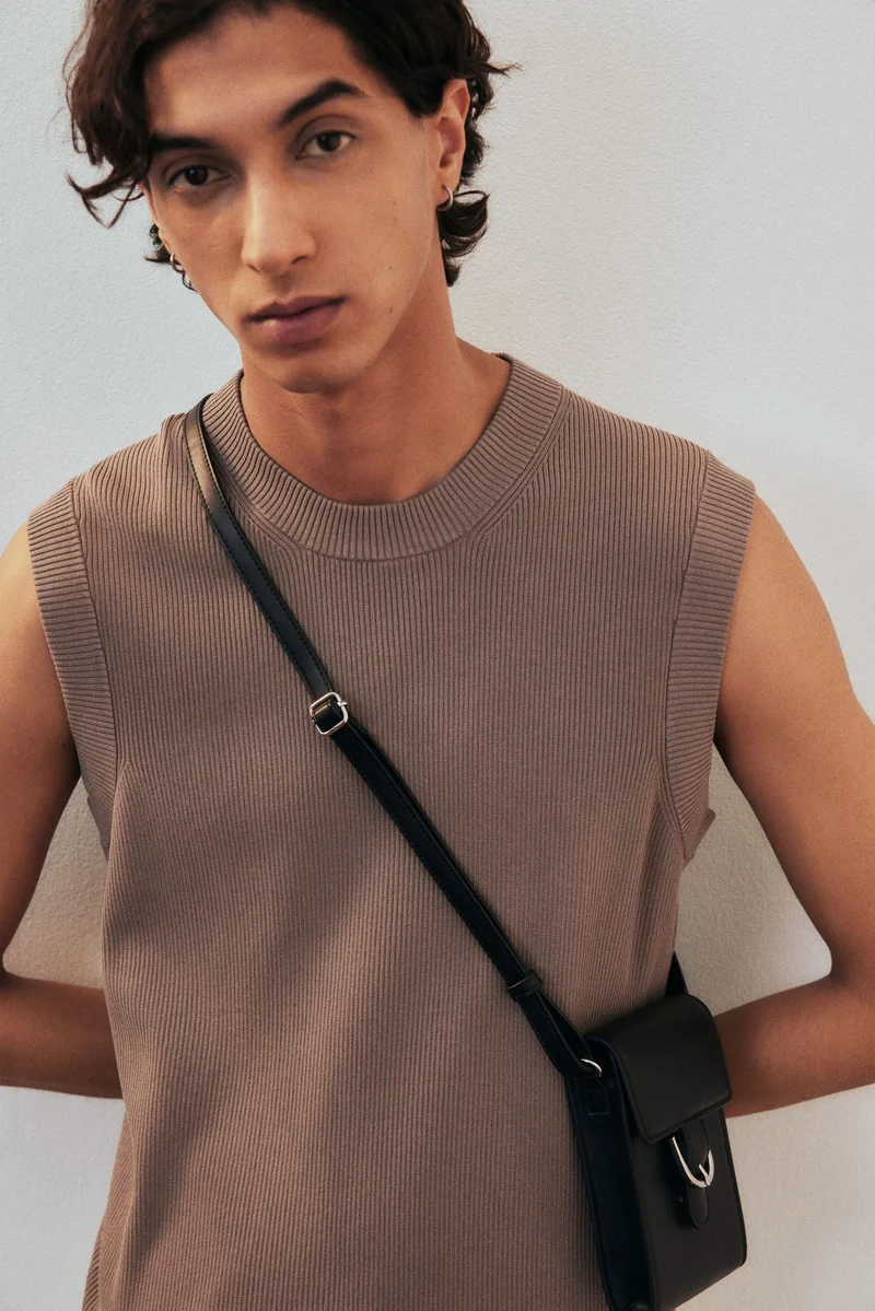 H&M Regular Fit Ribbed sweater vest