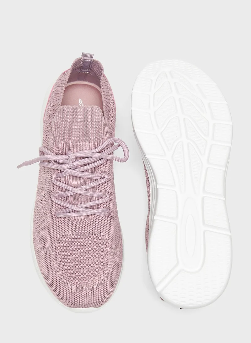 Oaklan by Shoexpress Lace Up Low Top Sneakers