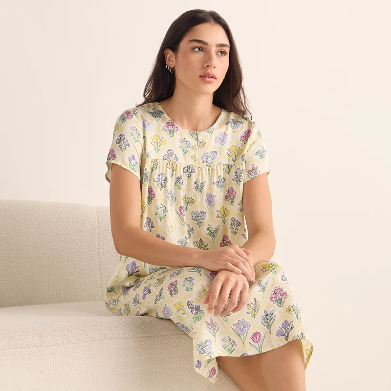 Splash FAV All-Over Print Night Dress with Round Neck and Short Sleeves