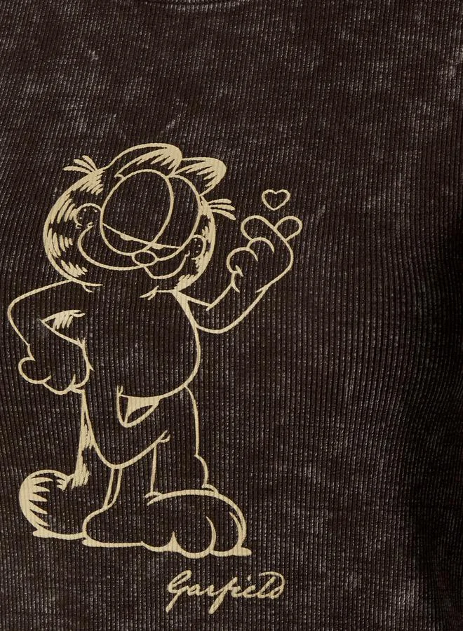 اس بي كاركترز Cotton T-shirt with Garfield Print