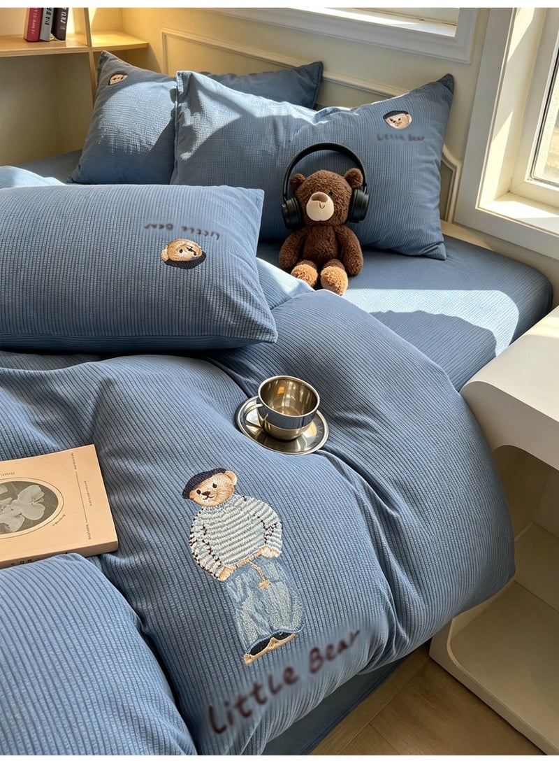 4 pcs - Bedding set: Includes 1 bed sheet (230*250cm), 1 quilt cover (200*230cm), and 2 pillowcases (48*74cm). Suitable for 1.5-meter single bed or 1.8-meter double bed. - Image 1