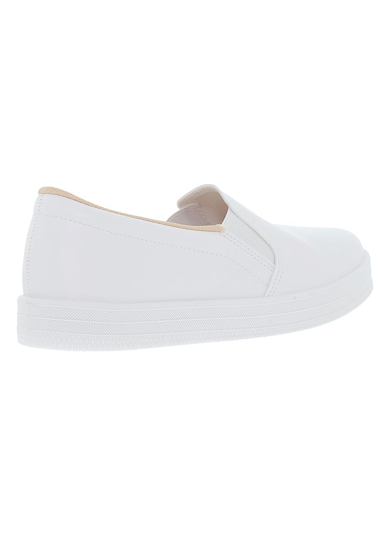 Beira Rio Flat Shoes for Women – Stylish & Comfortable Everyday Footwear - Image 3