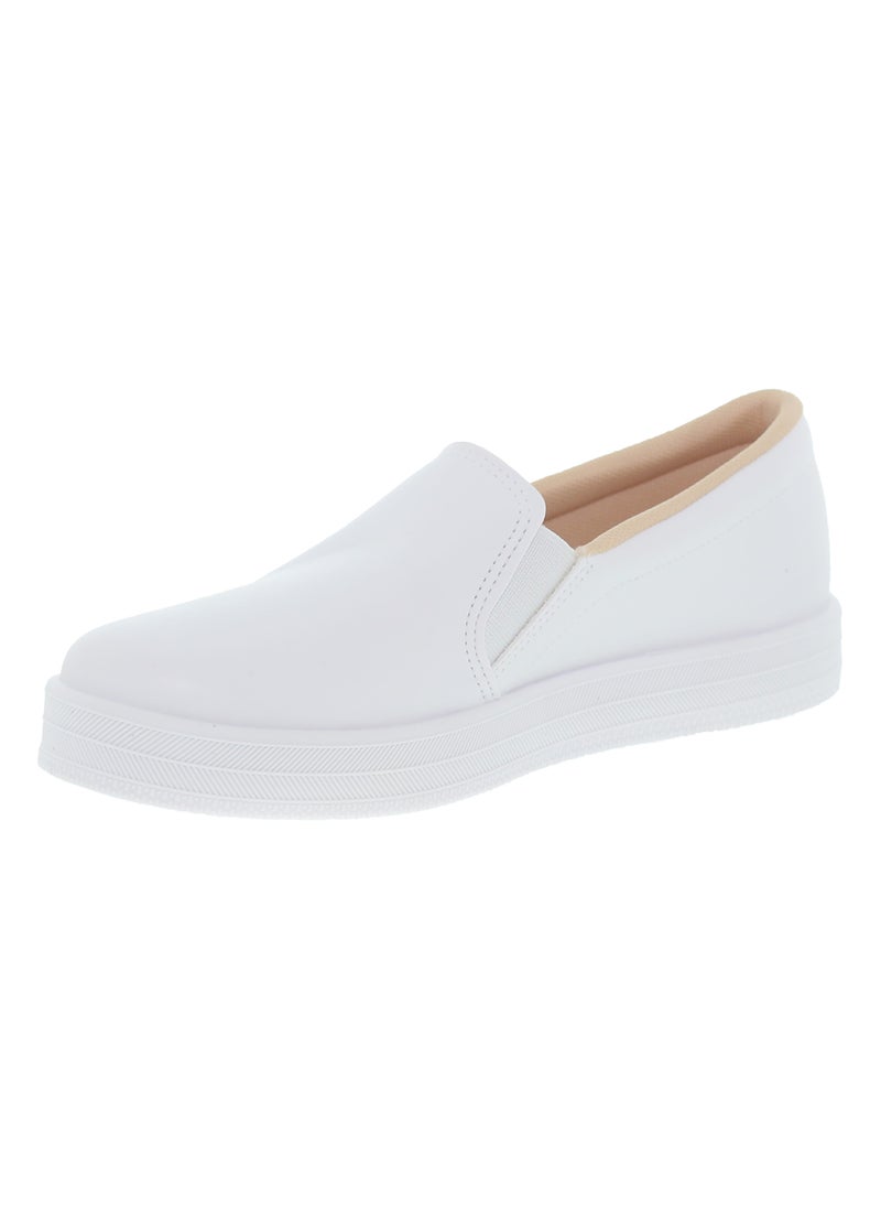 Beira Rio Flat Shoes for Women – Stylish & Comfortable Everyday Footwear - Image 2
