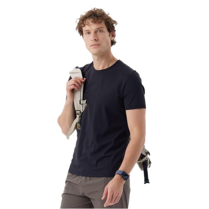 Men's UV Protection Quick-Dry Short Sleeve T-Shirt for Sports & Outdoor - Image 5
