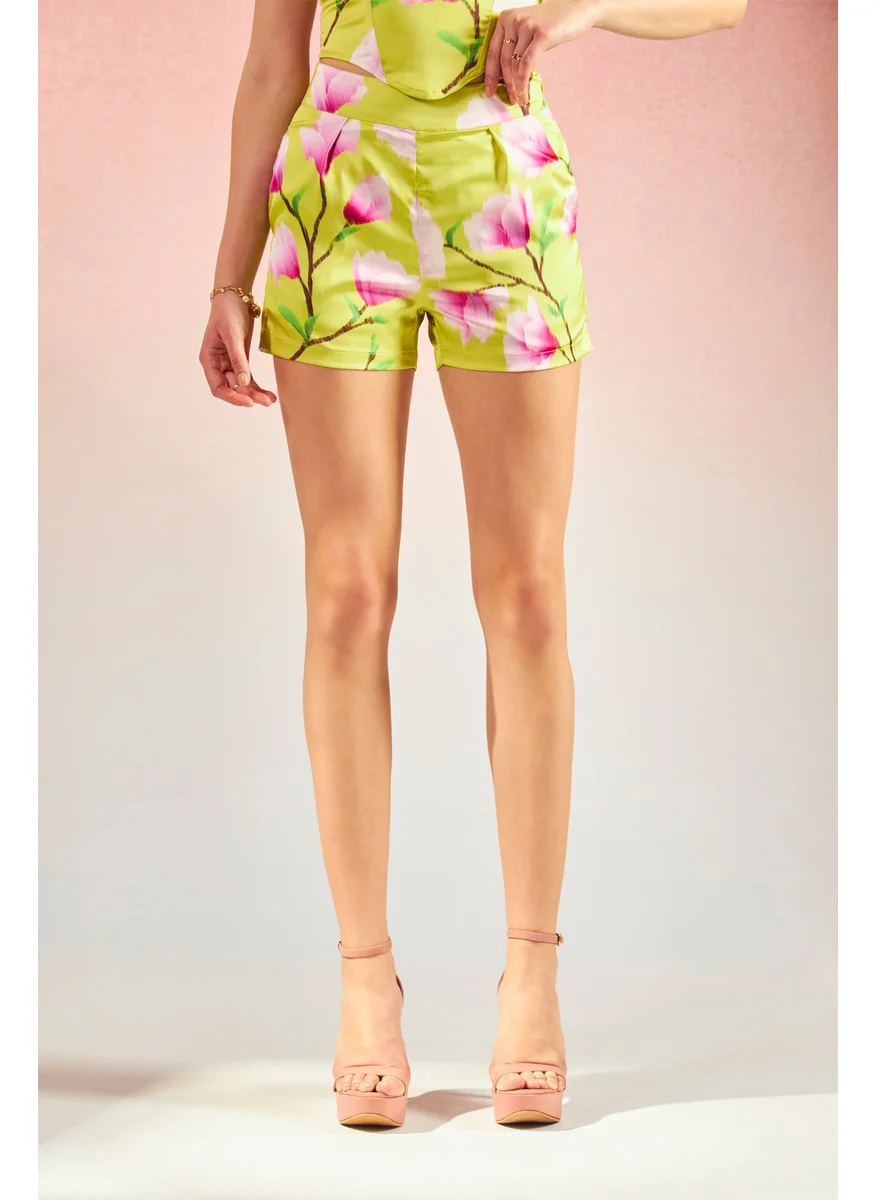 فيرجيو Virgio Women Floral Short Length Recycled Polyester Shorts