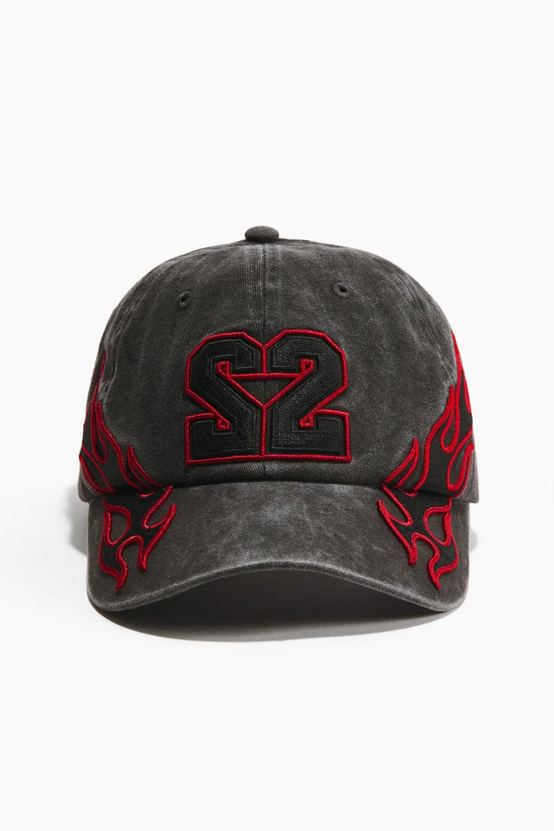 Embroidered-motif cotton twill cap
