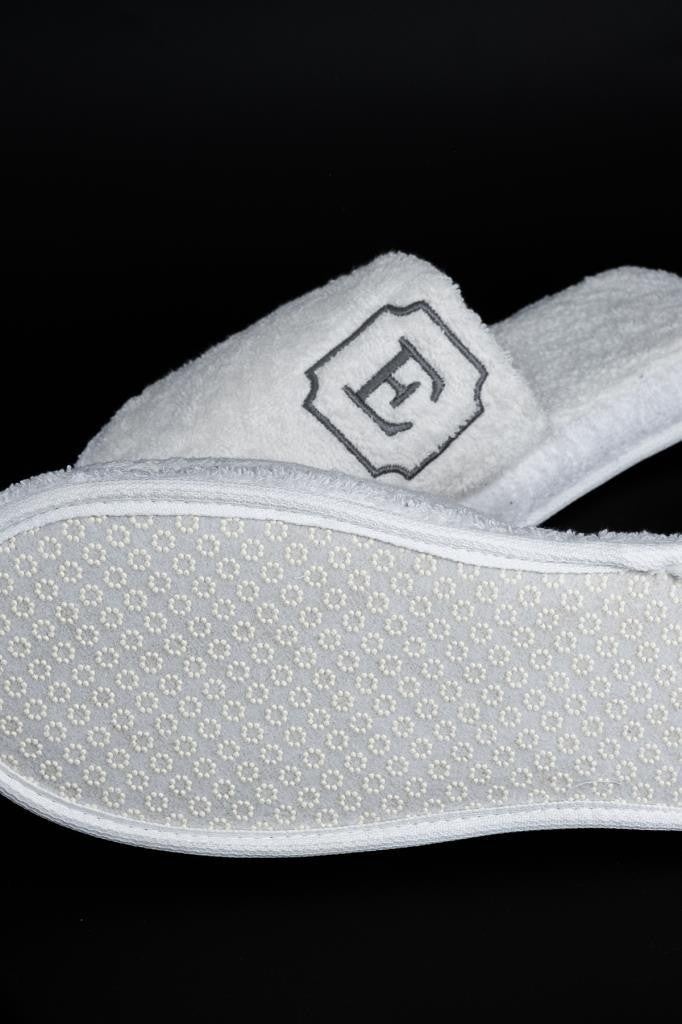 Ender Home Letter E Towel Bathroom Spa Home Hotel Maternity Slippers Thick Sole Slippers  - Image 2