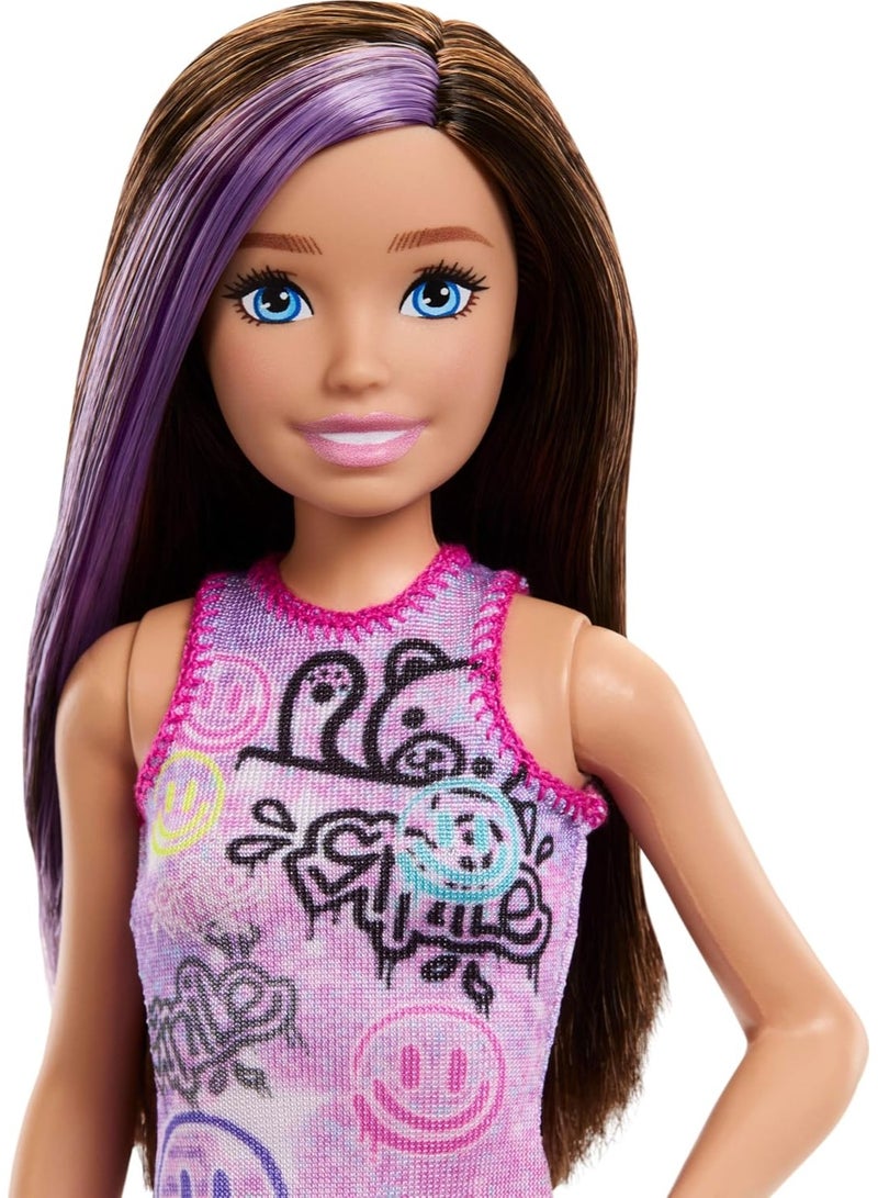 Barbie دمية باربي سكيبر - زي أساسي مريح وعصري مع ملحقات JBF41 - Image 2
