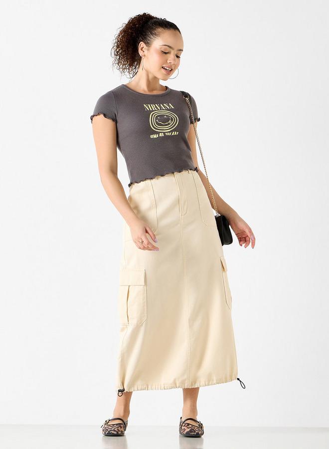 اس بي كاركترز تيشيرت بياقة مستديرة وأكمام قصيرة وطبعات نيرفانا - Image 2