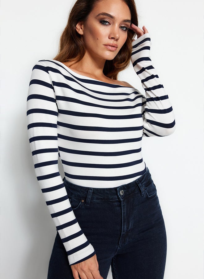 trendyol Navy Blue Striped Premium Soft Fabric Fitted Boat Neck Knitted Blouse - Image 5