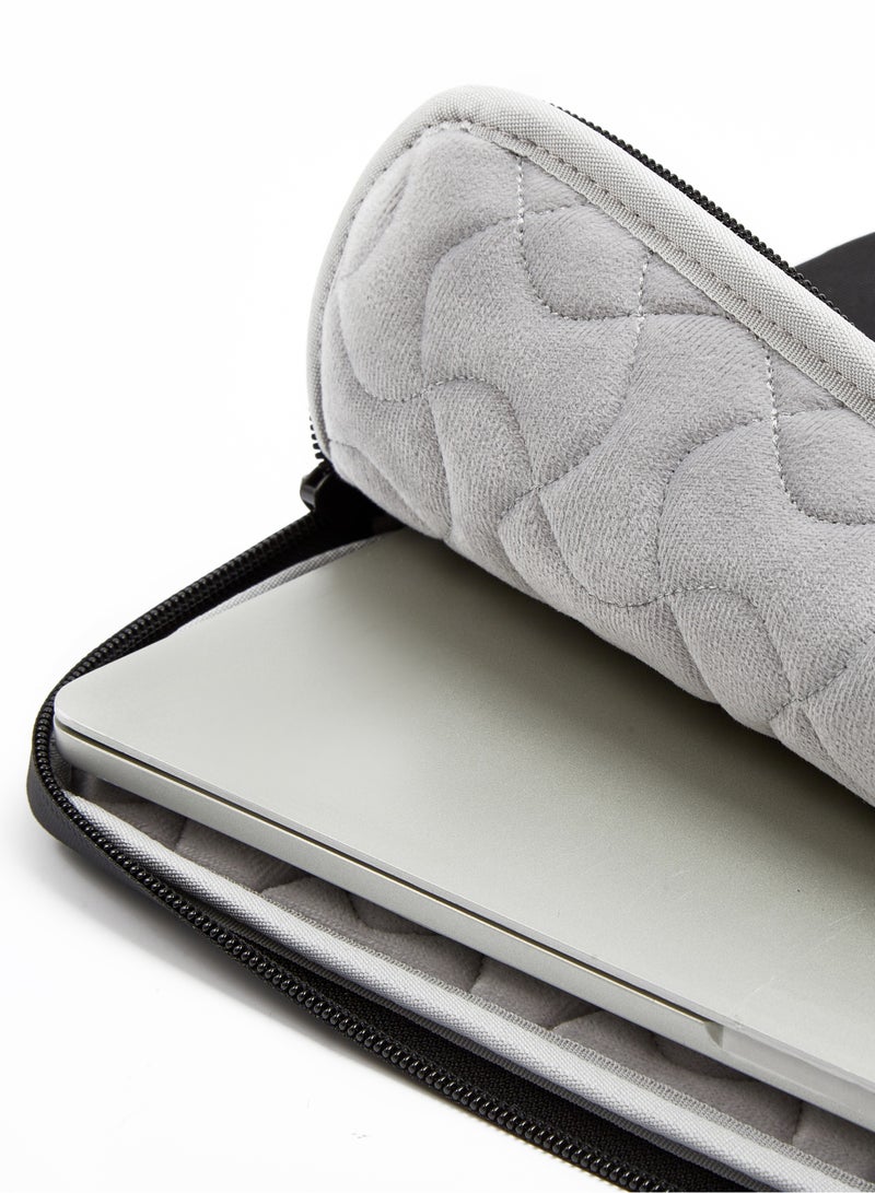 XD DESIGN 16" Laptop Sleeve | 360 ̊ Impact Protection Sleeve, Water Repellant, Waterproof Zipper, Dual Foam Padding, for Apple MacBook Pro 16" and similar size Laptops - Black  - Image 4